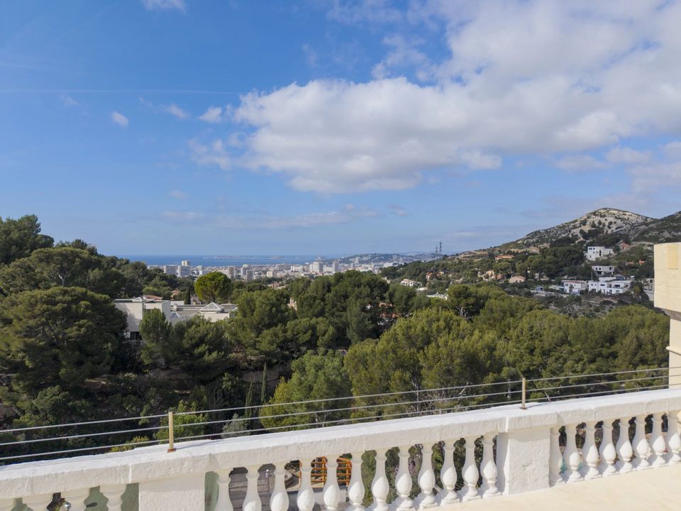 Villa i Marseille, Bouches-du-Rhone - bilde 3