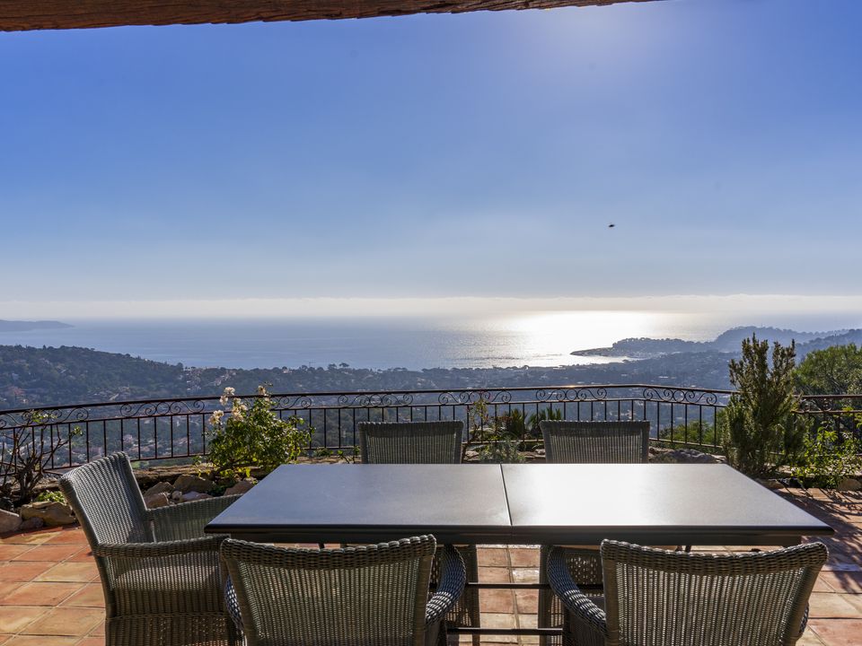 Villa i Cavalaire-sur-Mer, Var - foto 1