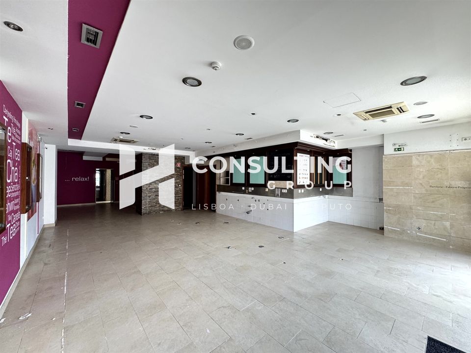 L'establiment comercial a Barreiro, Setubal - foto 2