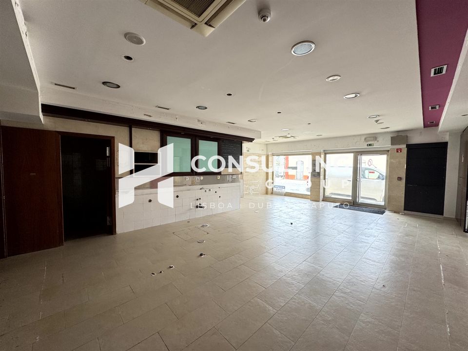 L'establiment comercial a Barreiro, Setubal - foto 4