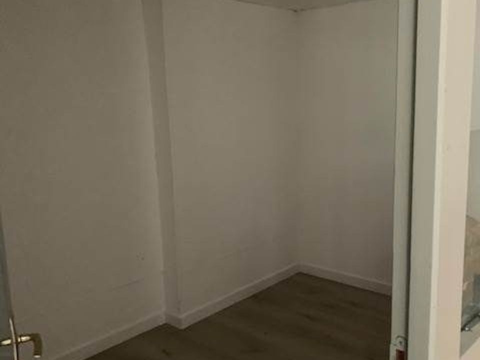 L'establiment comercial a Tournon-sur-Rhône, Ardeche - foto 3