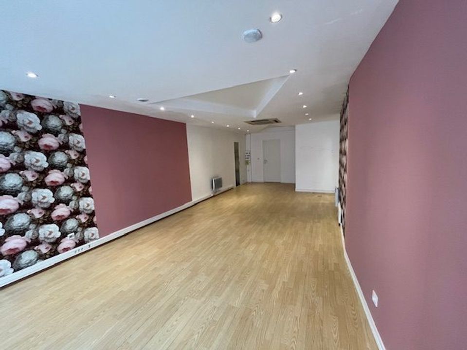 L'establiment comercial a Tournon-sur-Rhône, Ardeche - foto 5