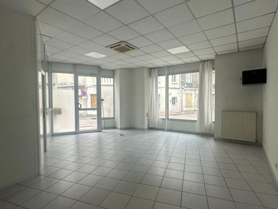 L'establiment comercial a Tournon-sur-Rhône, Ardeche - foto 2