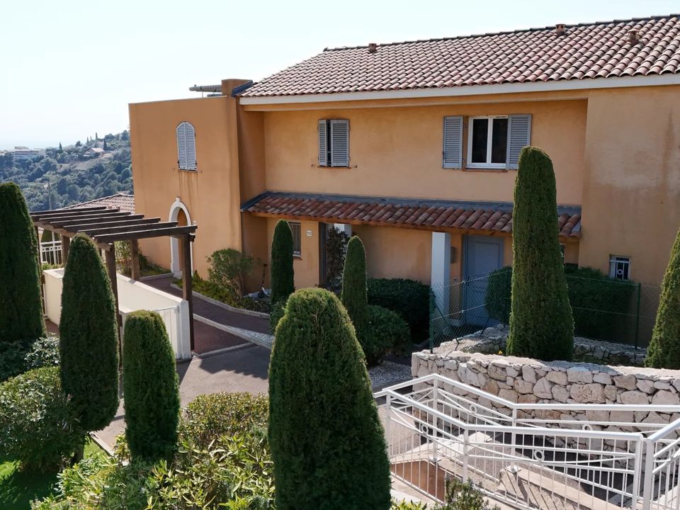 Villa i Nice, Alpes-Maritimes - foto 1