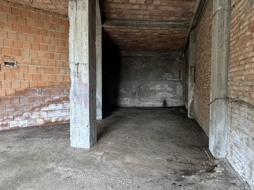 Erhvervsejendom i Cosenza, Cosenza - foto 5