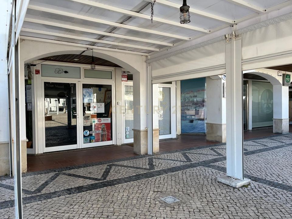 Erhvervsejendom i Mafra, Lisbon - foto 1