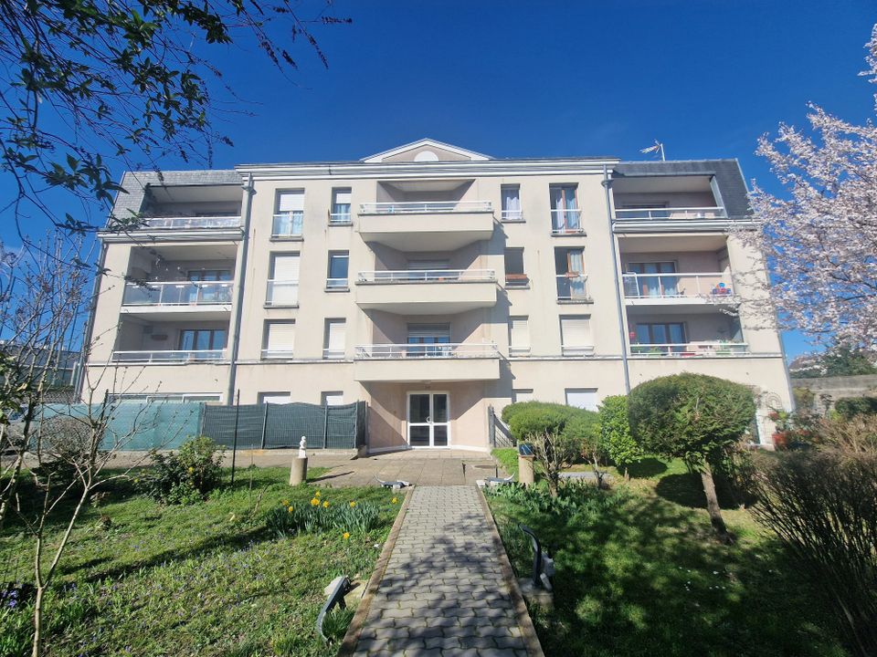 Lejlighed i Noisy-le-Sec, Seine-Saint-Denis - foto 1