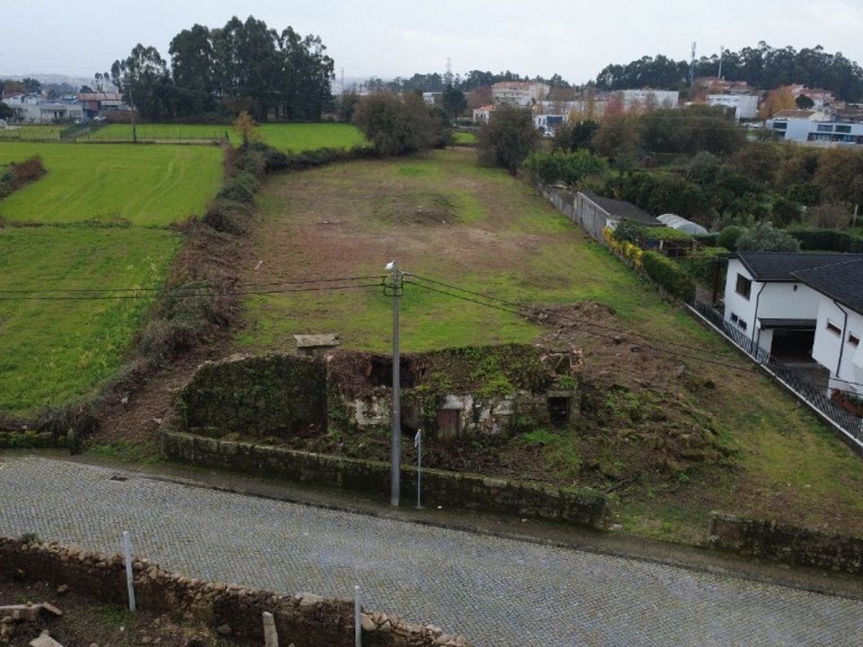 Helårsgrund i Maia, Porto - foto 1