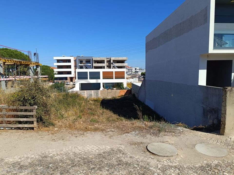 Helårsgrund i Setubal, Setubal - foto 1