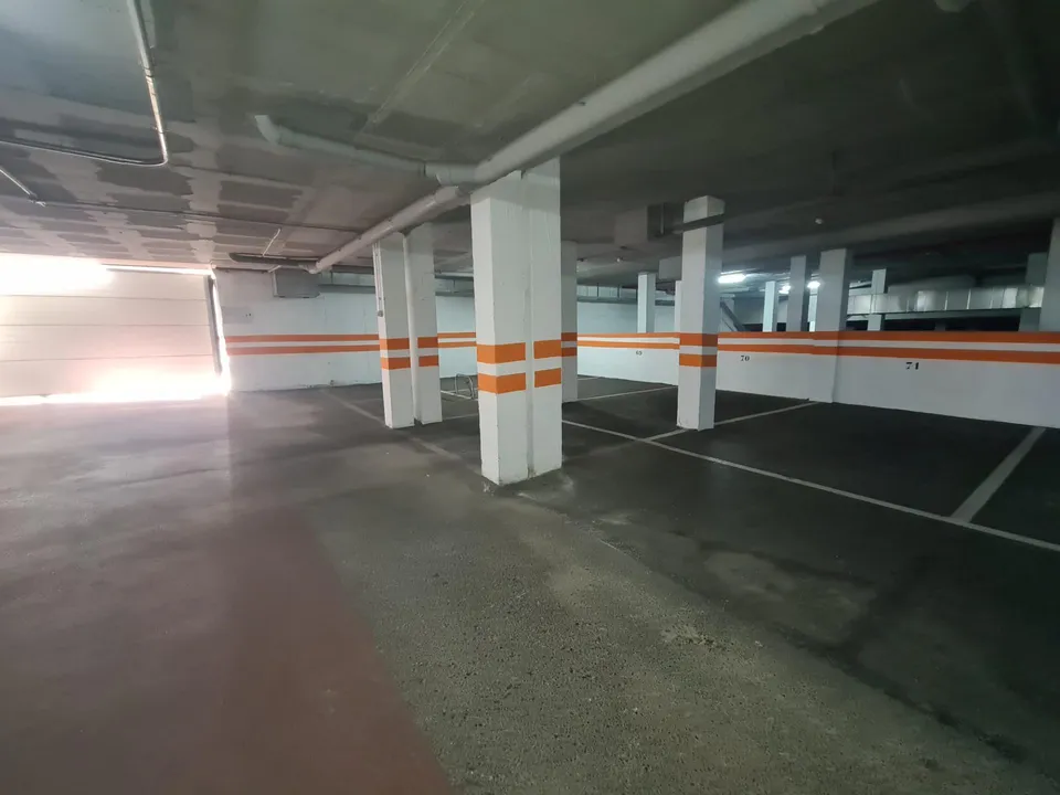 Garage i Los Arenales Del Sol, Alicante - foto 1