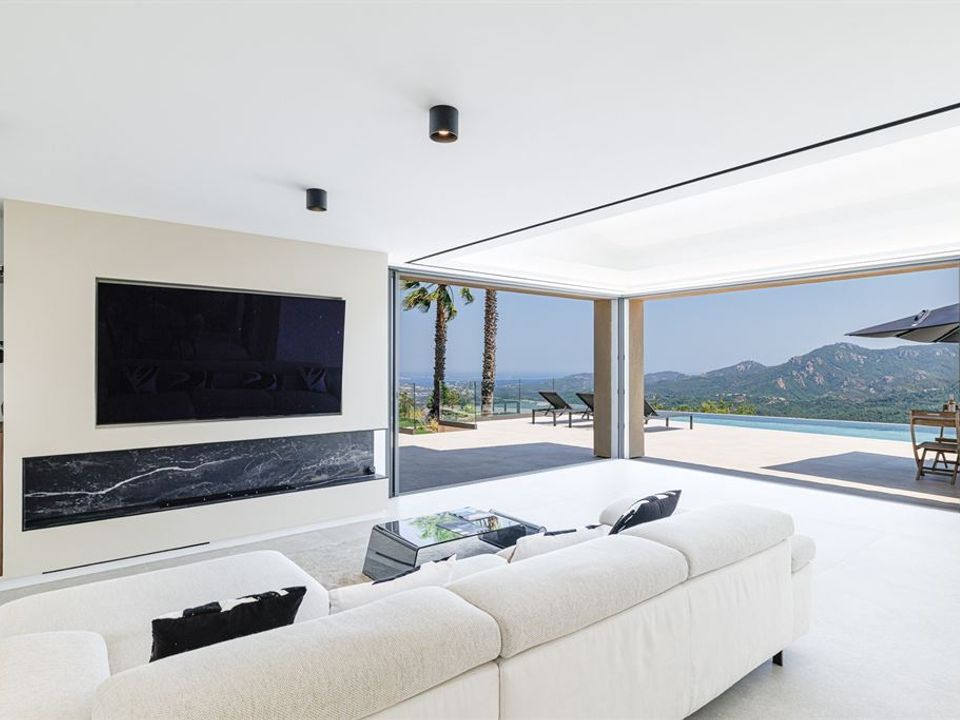 Villa i Les Adrets-de-l'Esterel, Var - foto 2