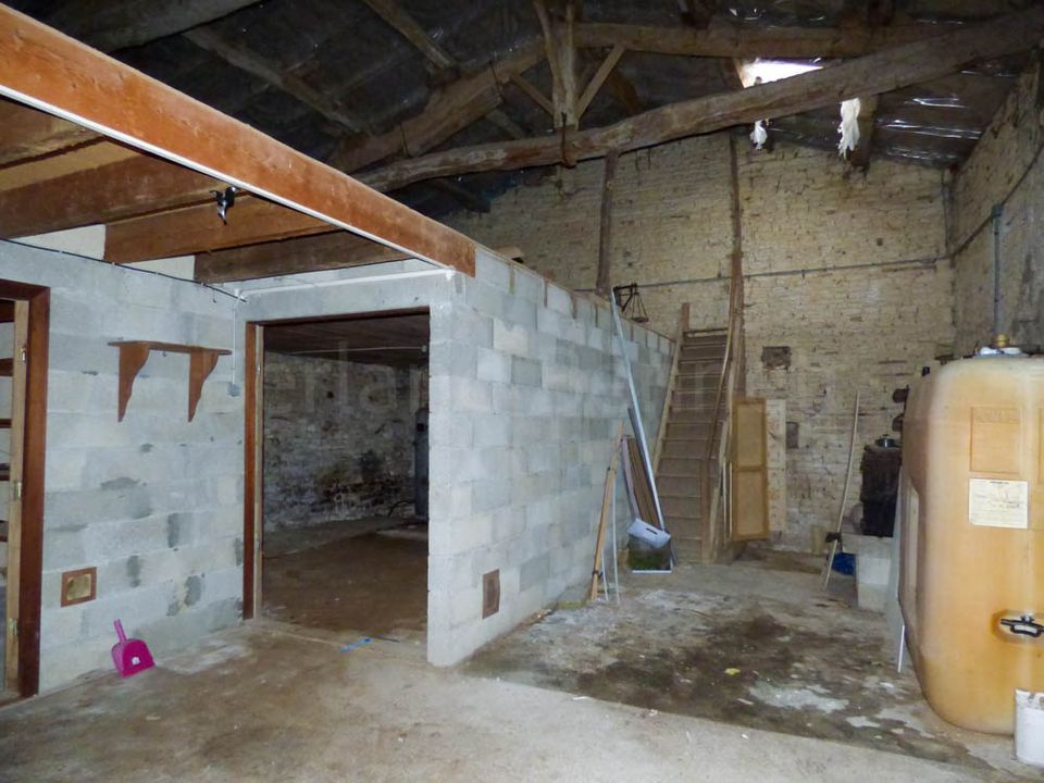 Landejendom i Chef-Boutonne, Deux-Sevres - foto 2