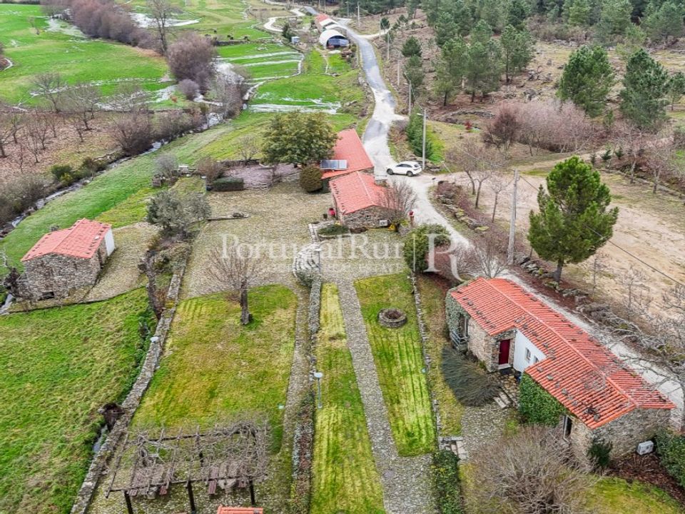Erhvervsejendom i Moimenta da Beira, Viseu - foto 3