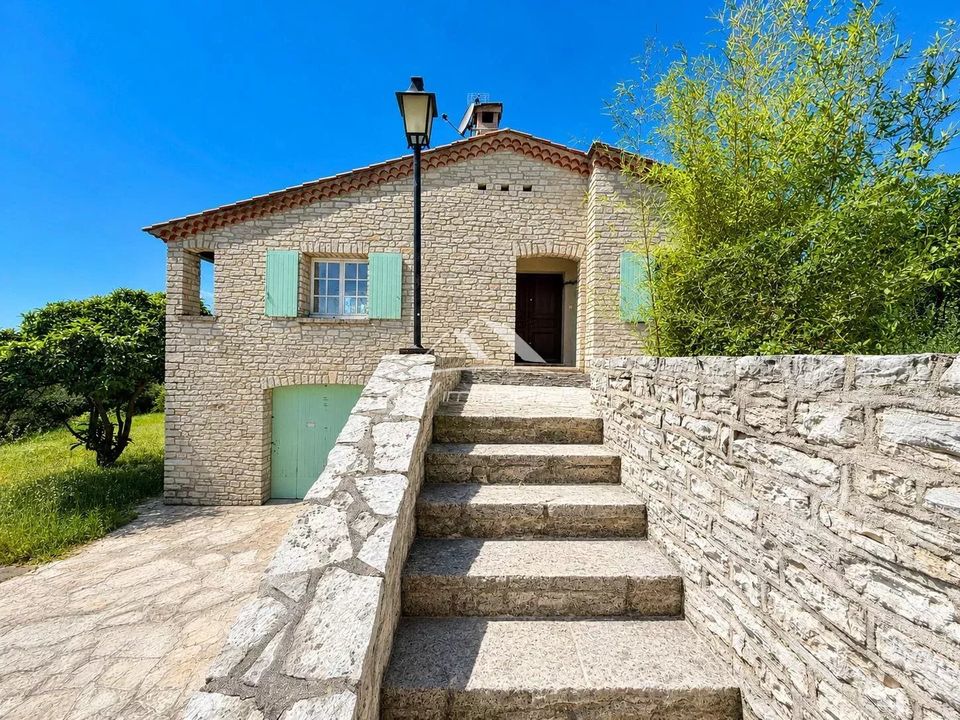 Villa in Alès, Gard - foto 1