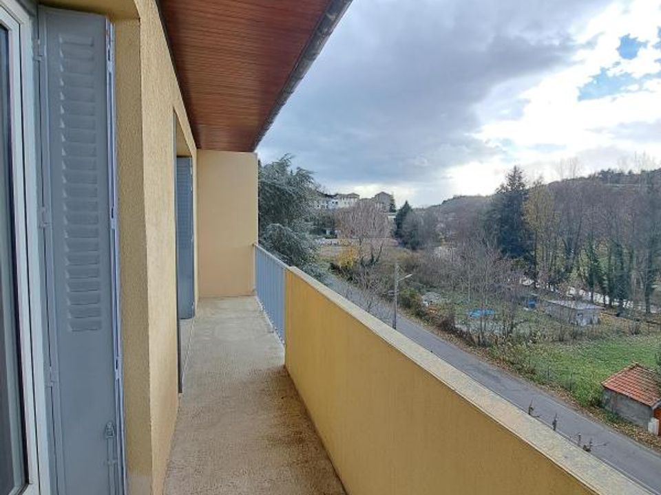 Lejlighed i Boën-sur-Lignon, Loire - foto 1