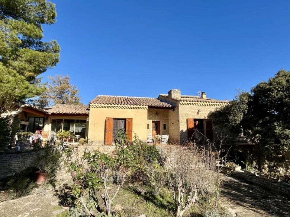 Villa i L'Isle-sur-la-Sorgue, Vaucluse - foto 1
