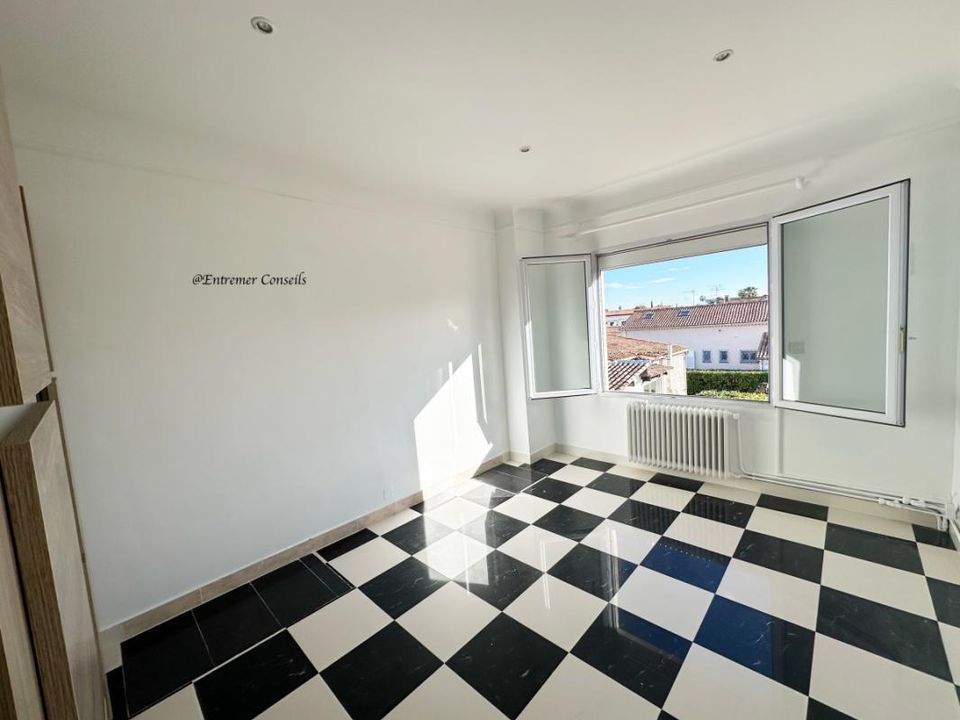 Villa i Villeneuve-Loubet, Alpes-Maritimes - foto 5