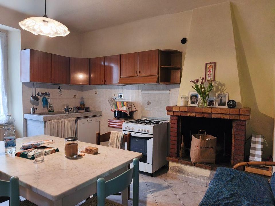 Byhus i Castelnuovo Magra, La Spezia - foto 1