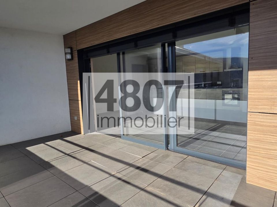 Apartamento en Annemasse, Haute-Savoie - foto 1