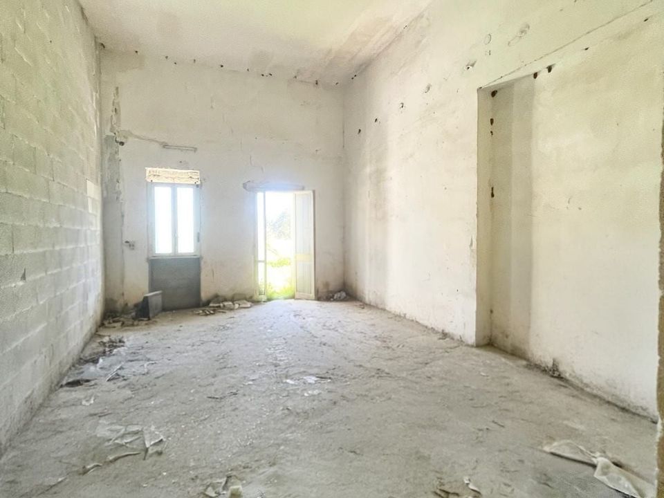 Commercial property in Lequile, Lecce - photo 5