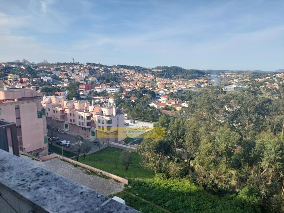 Lejlighed i Rio de Mouro-Estacao, Lisbon - foto 1