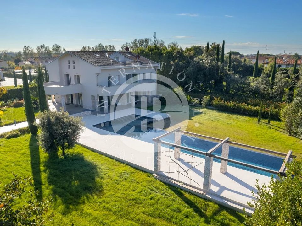 Villa i Forte dei Marmi, Lucca - foto 1