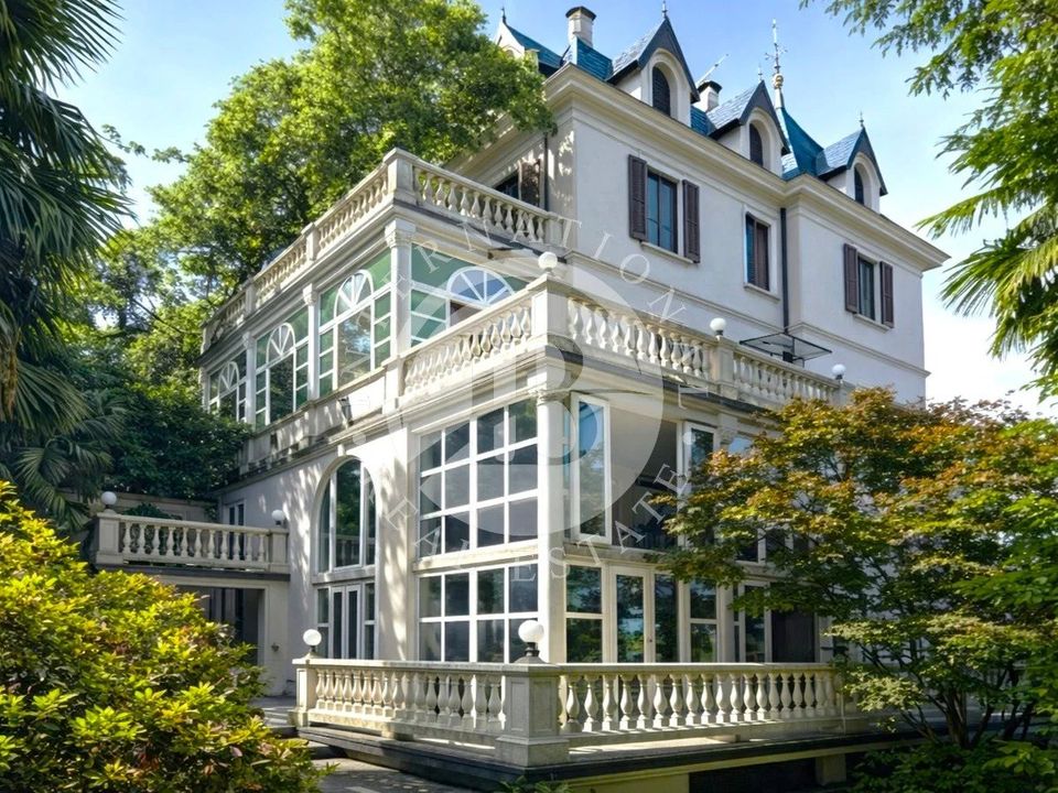 Villa em Luino, Varese - foto 1