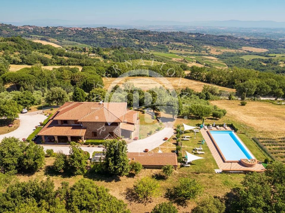 Villa i Montepulciano, Siena - bilde 1