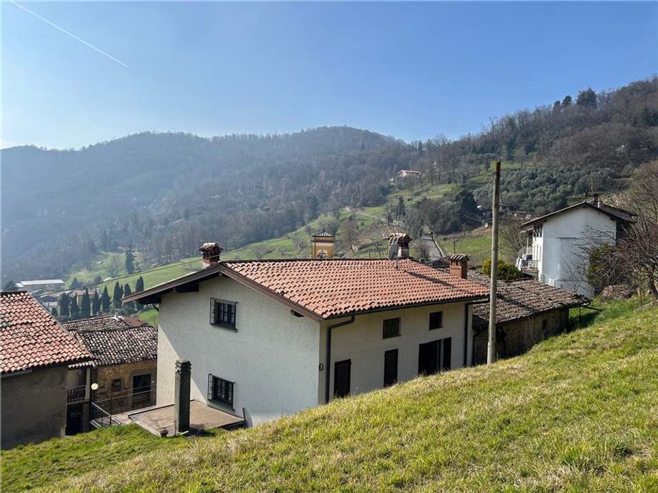 Villa i Foresto Sparso, Bergamo - foto 1
