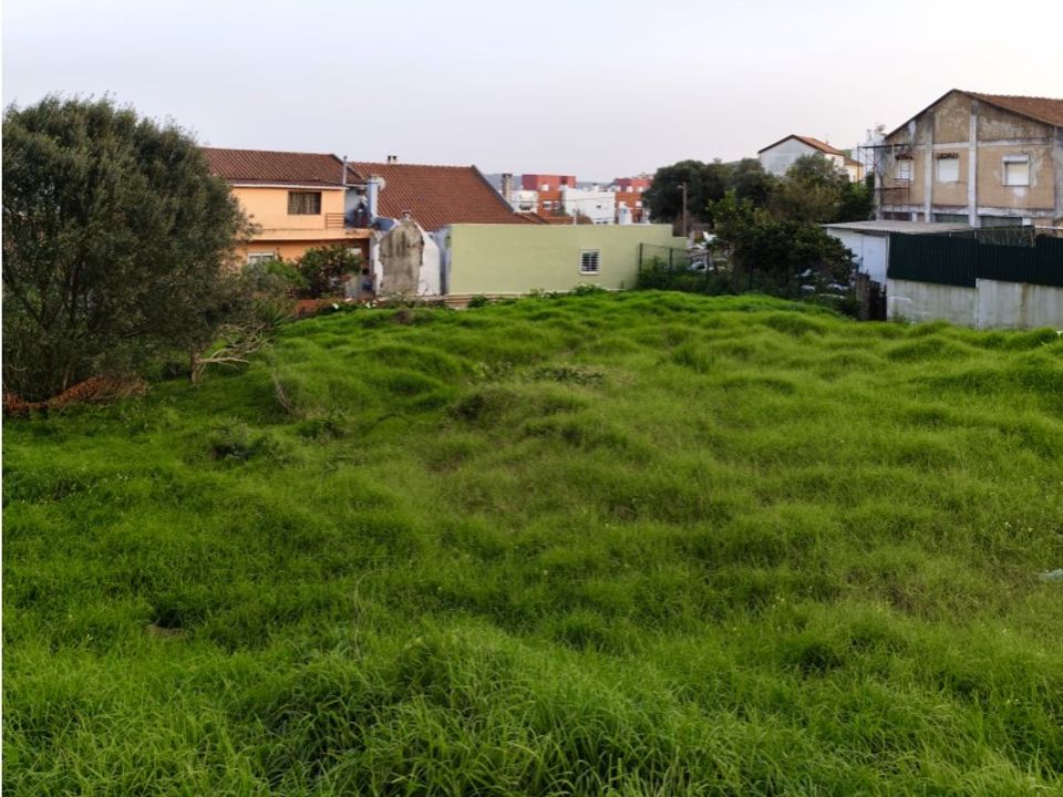 Helårsgrund i Amadora, Lisbon - foto 1