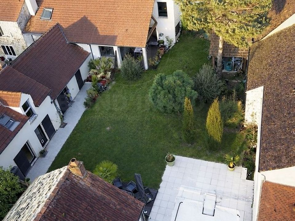 Villa in Brières-les-Scellés, Essonne - photo 1