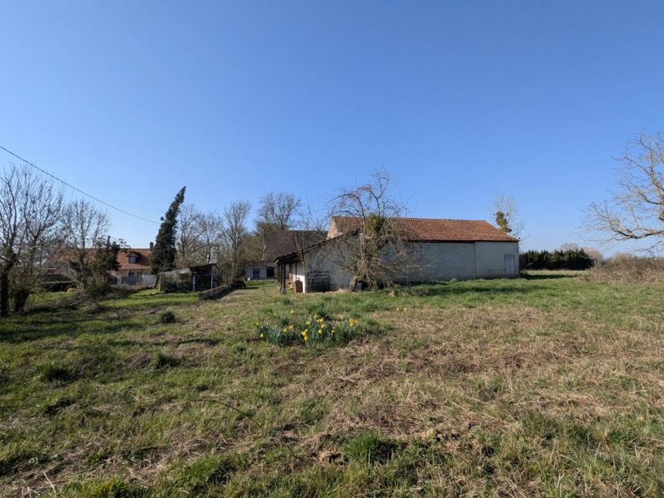 Villa i Saint-Bonnet-en-Bresse, Saone-et-Loire - foto 1