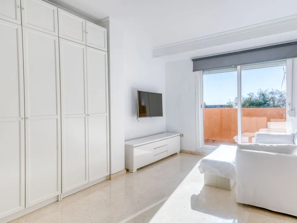 Lejlighed i Elviria, Malaga - foto 4