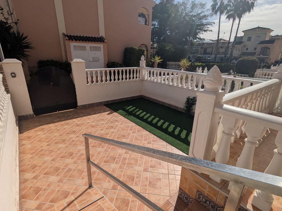 Byhus i Playa Flamenca, Alicante - foto 4