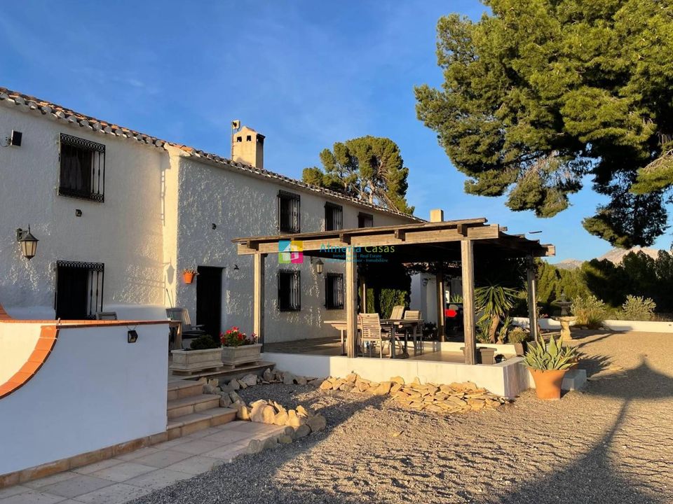 Casa de campo en Chirivel, Almeria - foto 1