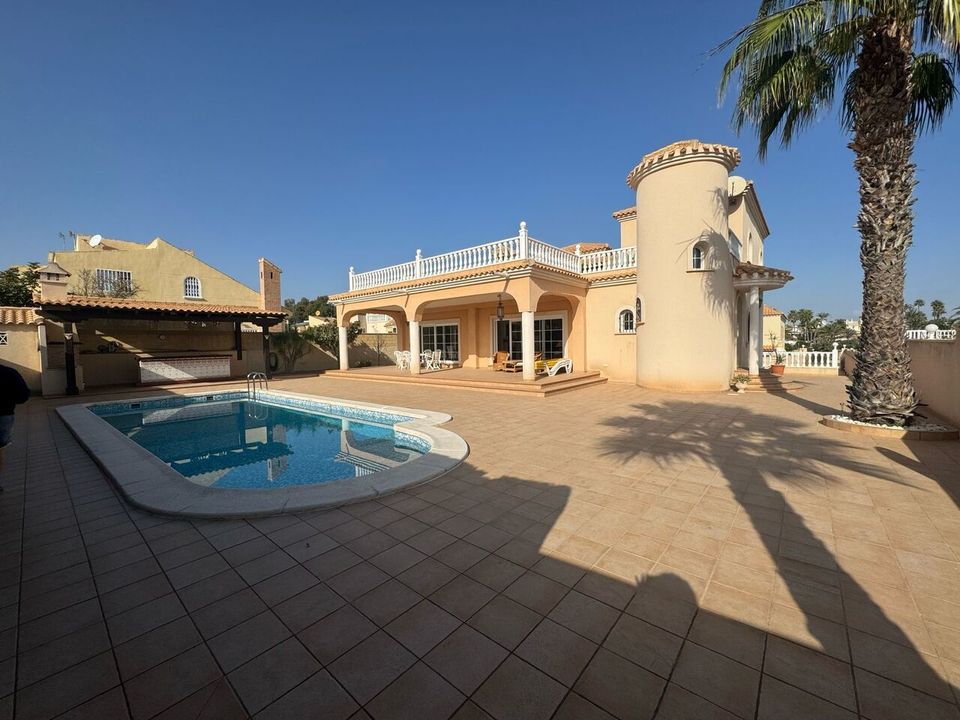 Villa i Playa Flamenca, Alicante - foto 1
