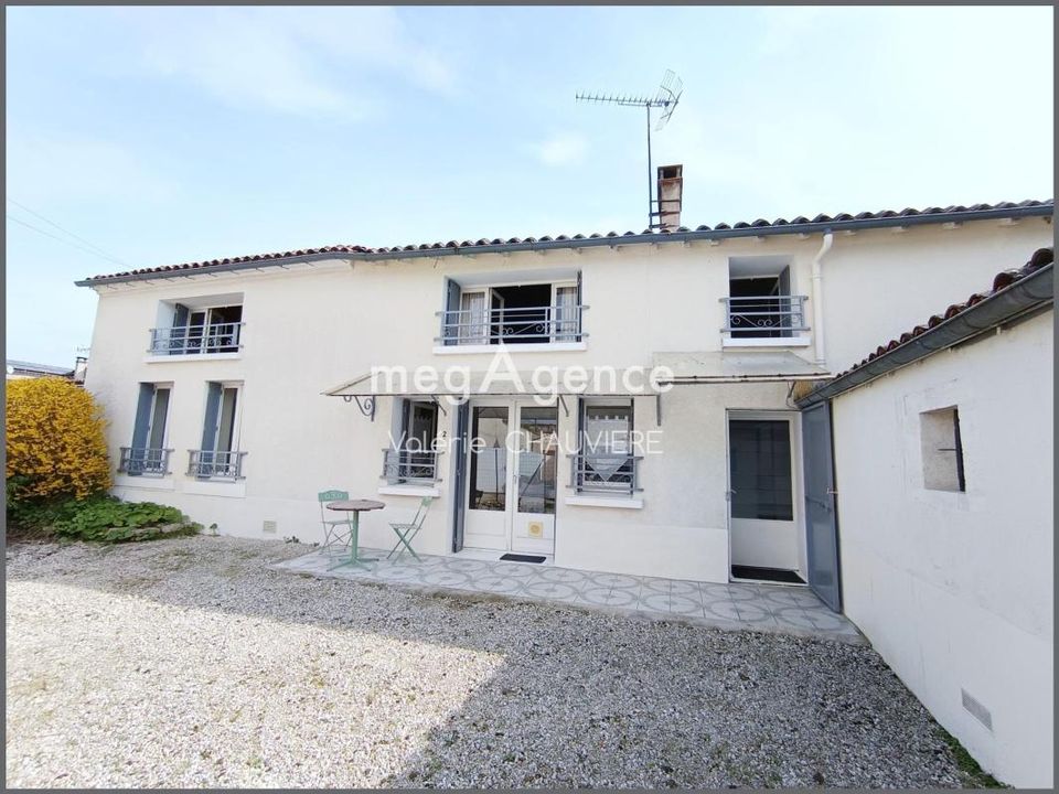 Landejendom i Julienne, Charente - foto 1