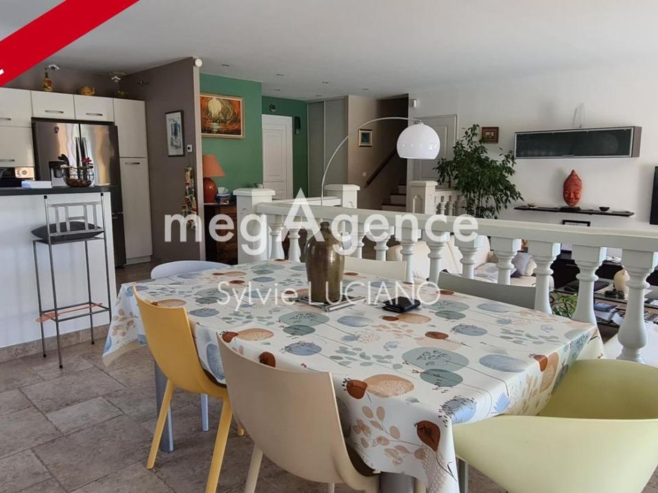 Villa i Villeneuve, Alpes-de-Haute-Provence - bilde 4