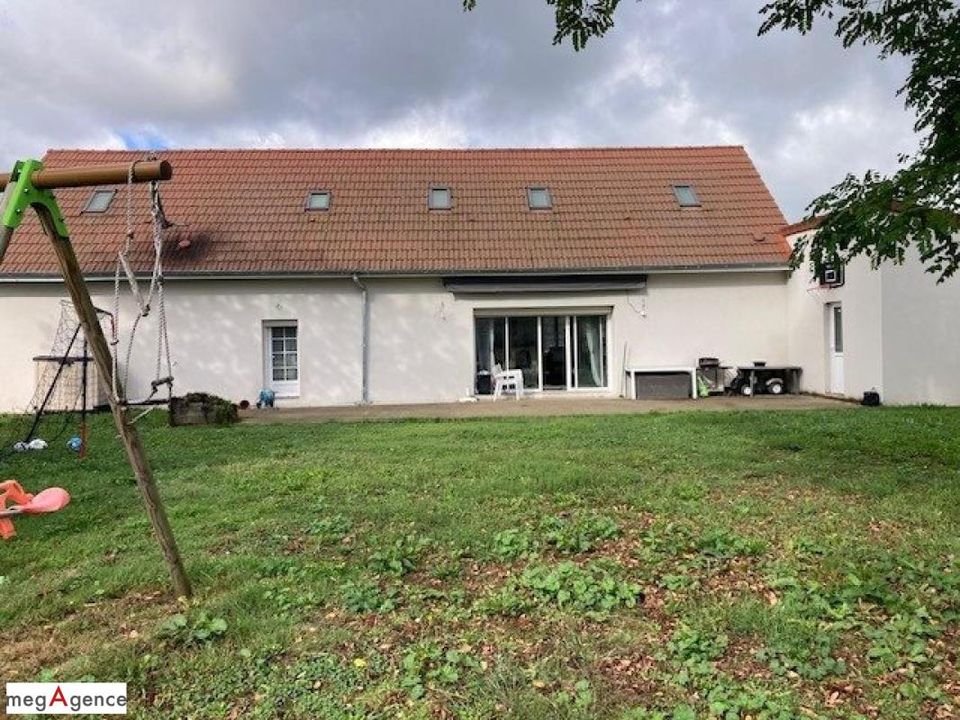 Villa i Charmeil, Allier - foto 1