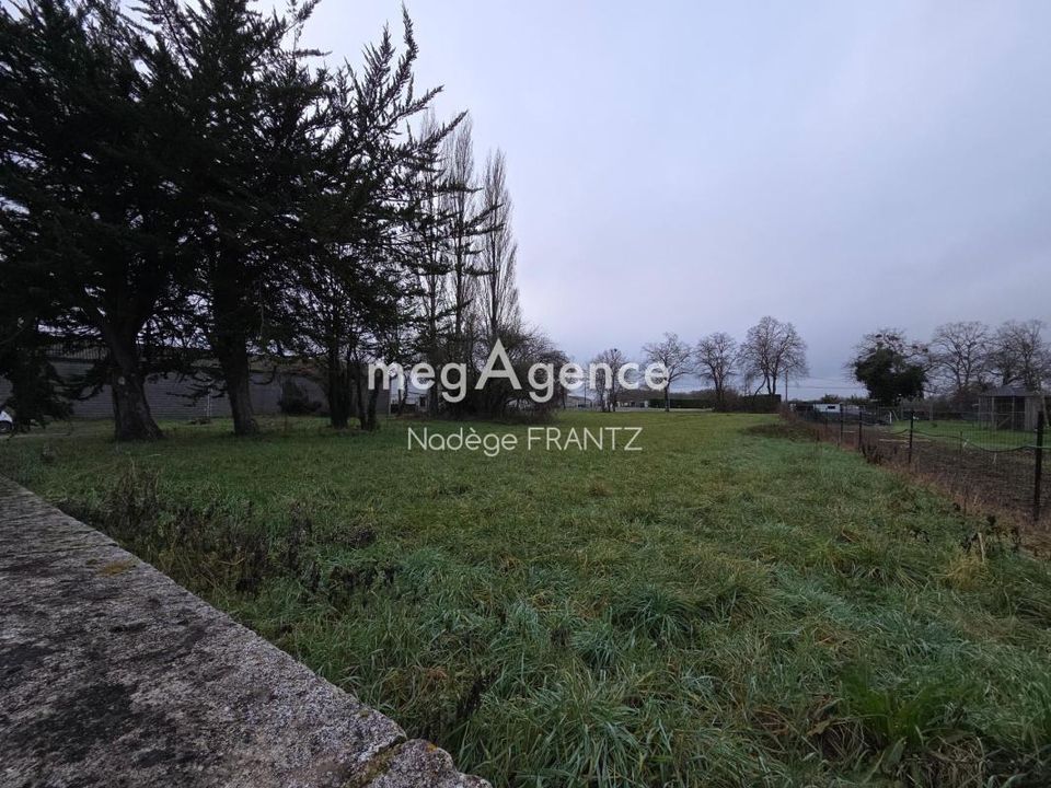 Helårsgrund i Authon-Ebeon, Charente-Maritime - foto 4