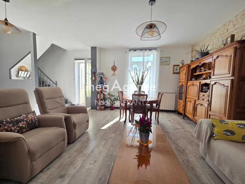 Villa i Saint-Jean-d'Angely, Charente-Maritime - foto 2