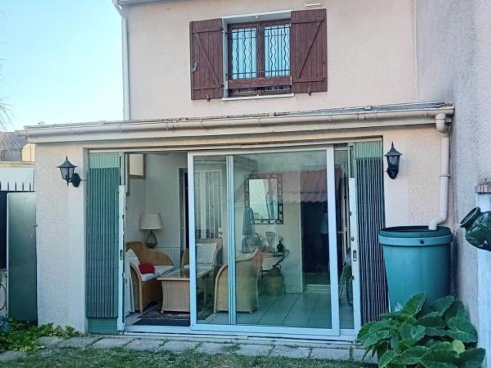 Bungalow i Bondy, Seine-Saint-Denis - foto 2