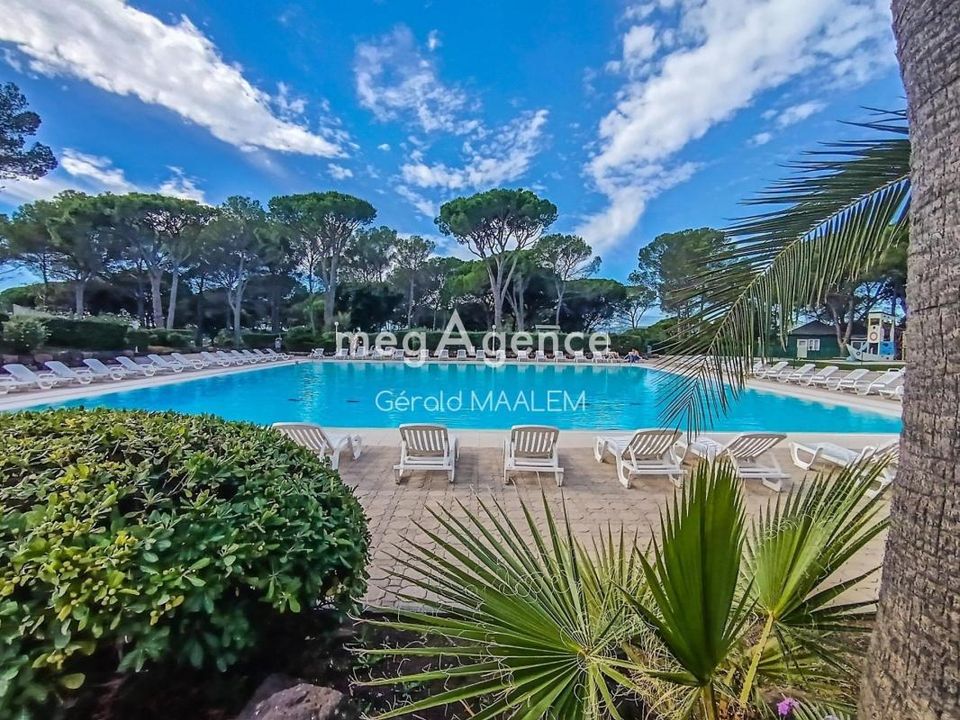 Erhvervsejendom i Saint-Raphael, Var - foto 2