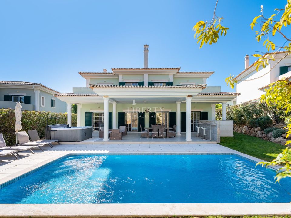 Villa i Almancil, Faro - foto 1
