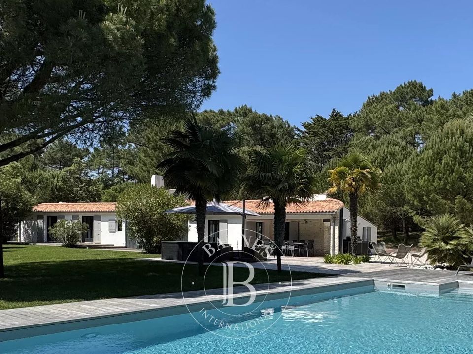 Villa i Le Bois-Plage-en-Ré, Charente-Maritime - foto 1