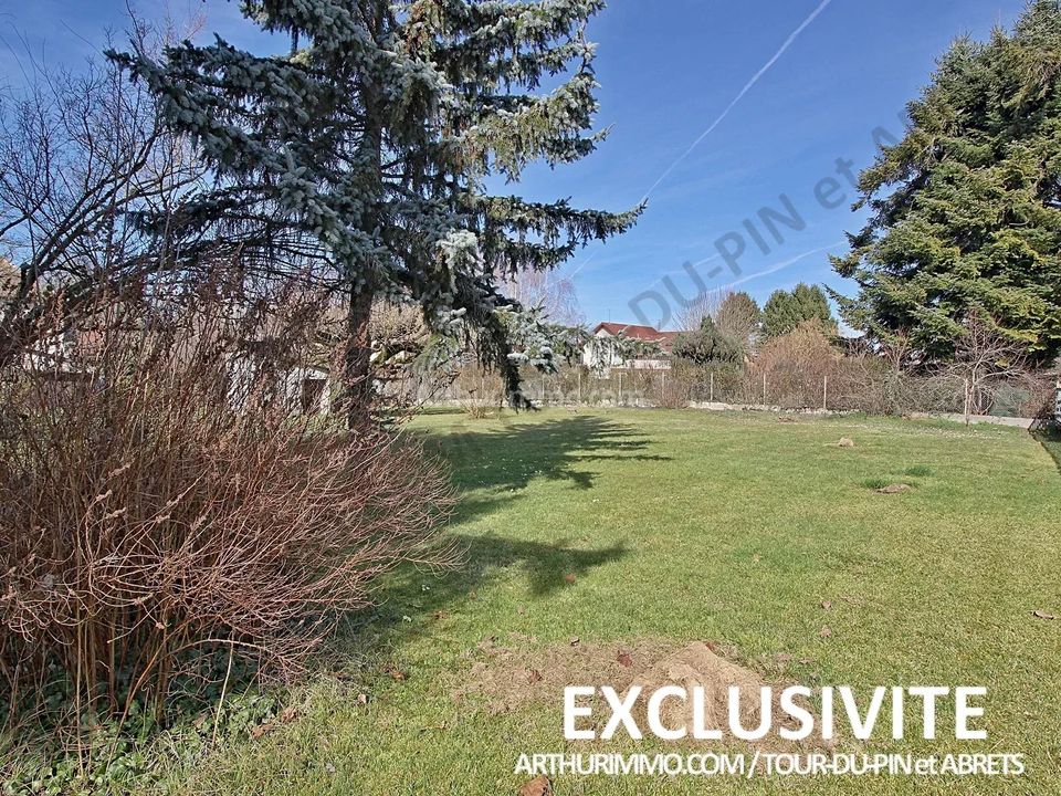 Helårsgrund i Saint-André-le-Gaz, Isere - foto 4