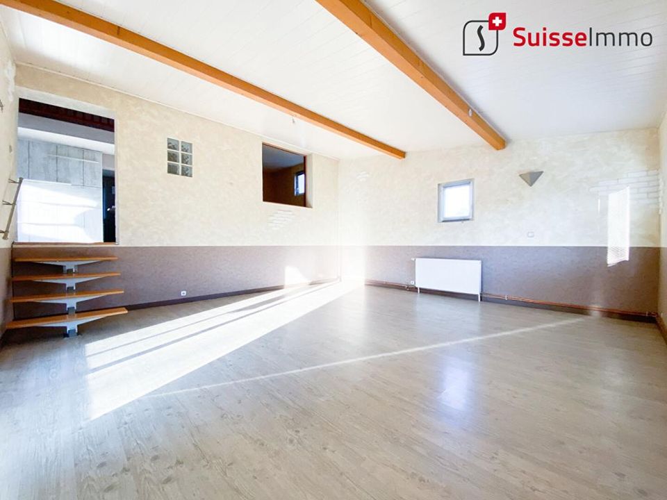 Villa i Courcelles-les-Montbeliard, Doubs - foto 2