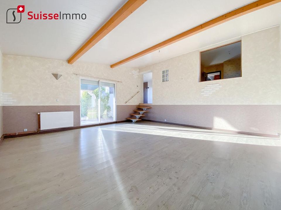 Villa i Courcelles-les-Montbeliard, Doubs - foto 3