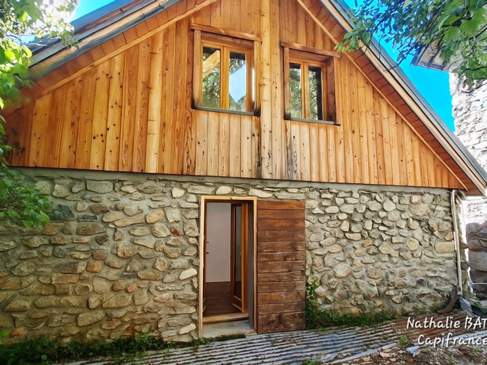 Landejendom i Saint-Christophe-En-Oisans, Isere - foto 1