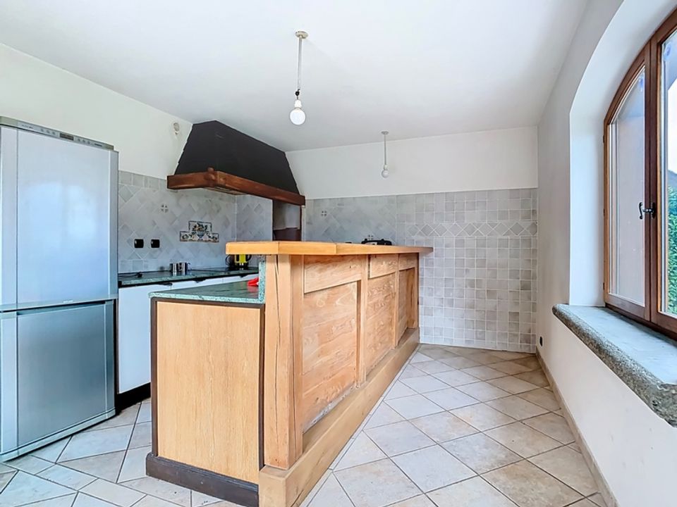Villa i Faverges, Haute-Savoie - bilde 5
